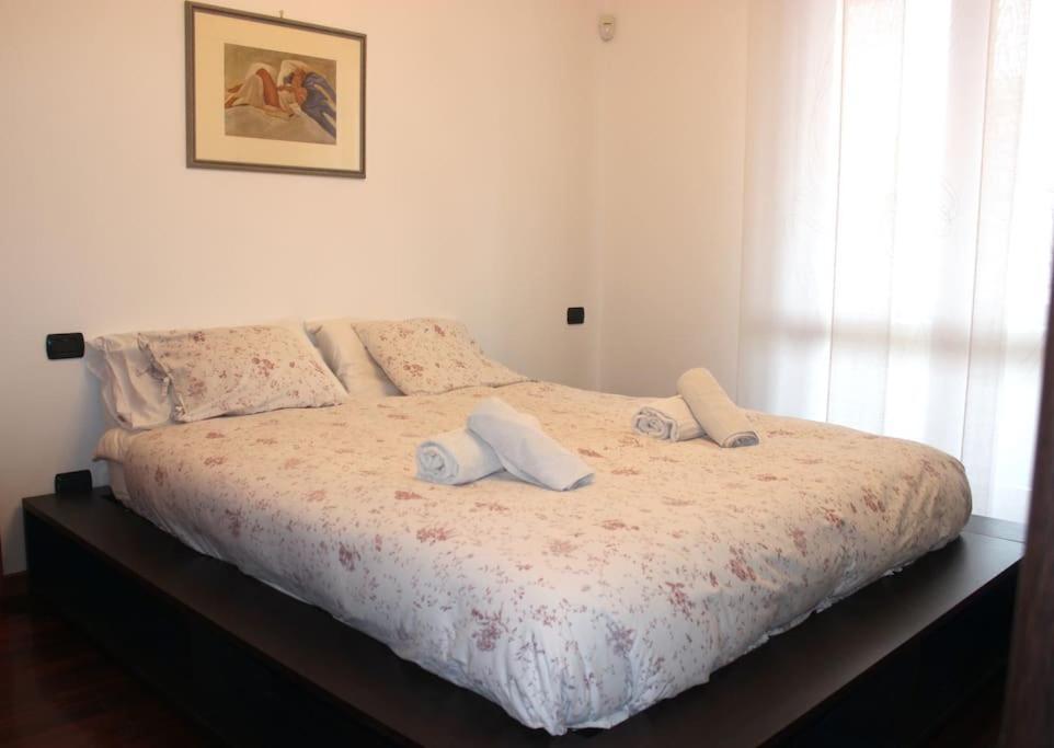 Appartamento Parking + Balcony Accogliente Bilocale Milano