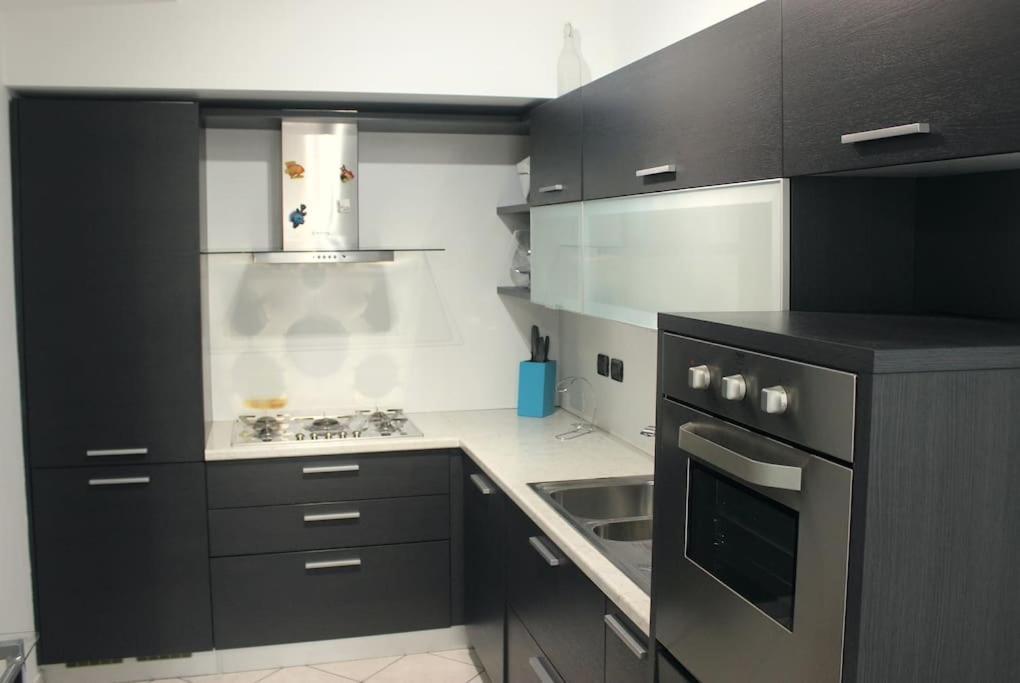 Parking + Balcony Accogliente Bilocale