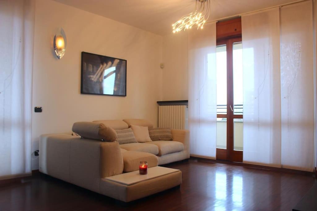 Apartment Parking + Balcony Accogliente Bilocale Mailand